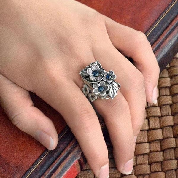🎁Floral Sapphire Ring