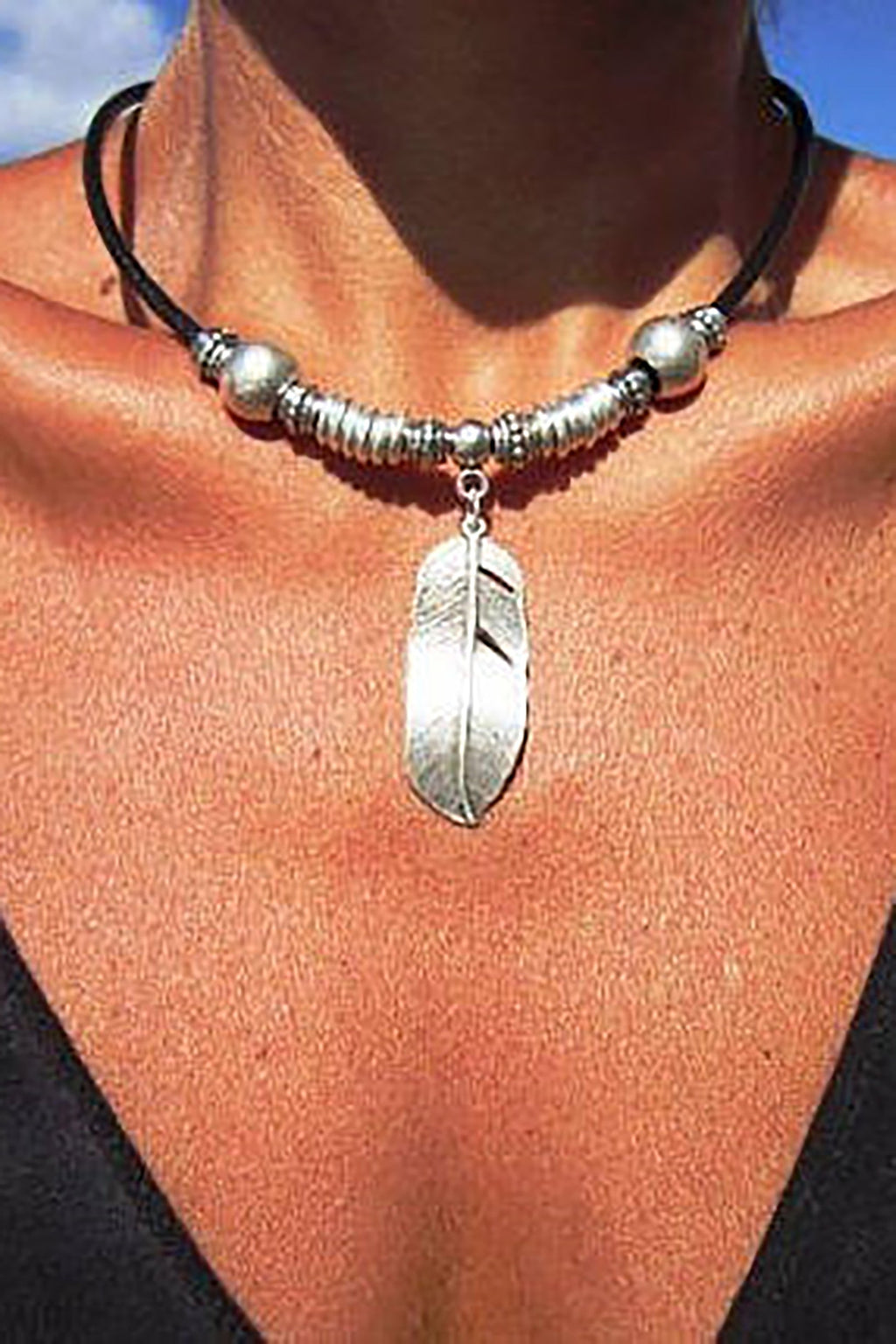 Leather Rope Feather Pendant Retro Handmade Necklace
